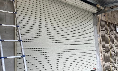 【Sửa cửa cuốn nhanh 24/7 tại xã Củ Chi】cửa không chạy, bị kẹt, xổ cuộn, gãy nan