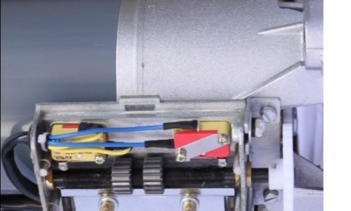 Sử dụng motor cửa cuốn cơ bản