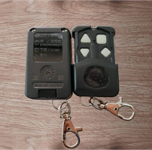 Remote cửa cuốn YH1B2